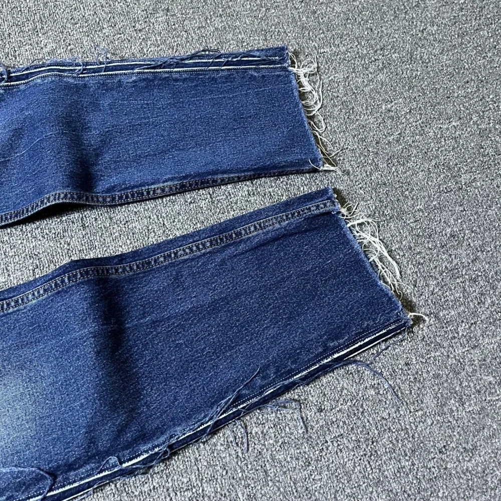 Levis inseam 32